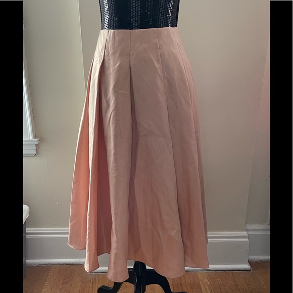Lulu’s Light Peach Skirt Size Small - Picture 1 of 11